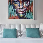 미코니안 앰배서더 릴레이&샤토 5* Platys Gialos (Mykonos)