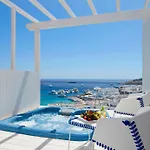 미코니안 앰배서더 릴레이&샤토 5* Platys Gialos (Mykonos)