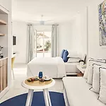 미코니안 앰배서더 릴레이&샤토 Platys Gialos (Mykonos)