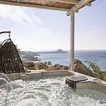 미코니안 앰배서더 릴레이&샤토 Platys Gialos (Mykonos)