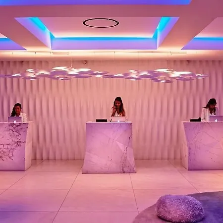 麦柯尼亚安大使罗莱夏朵酒店 酒店 5*